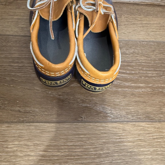 L. L. Bean Women's Bean Boot Mocs Leather Rubber Waterproof Size 9 Narrow - Picture 5 of 11